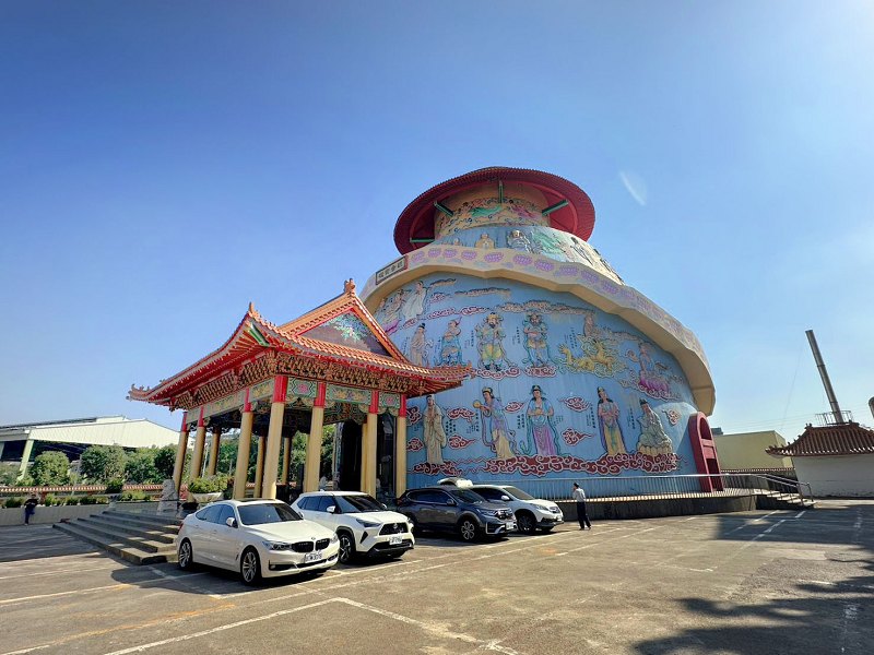 麻豆代天府、滾輪溜滑梯、台南景點、麻豆代天府住宿費用、麻豆代天府照片、麻豆代天府 十八層地獄