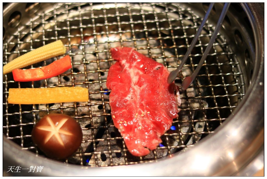 台中雲火日式燒肉餐廳雲火燒肉評價菜單預約電話燒烤店火鍋停車場低消