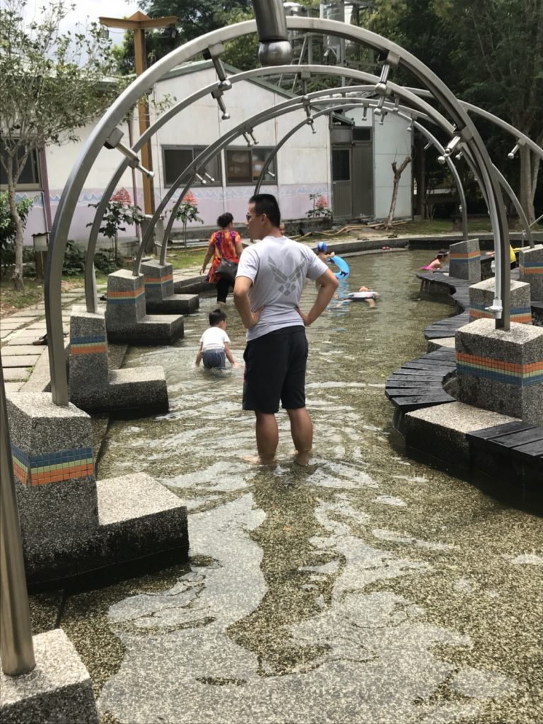 桃米親水公園桃米生態村戲水池開放時間