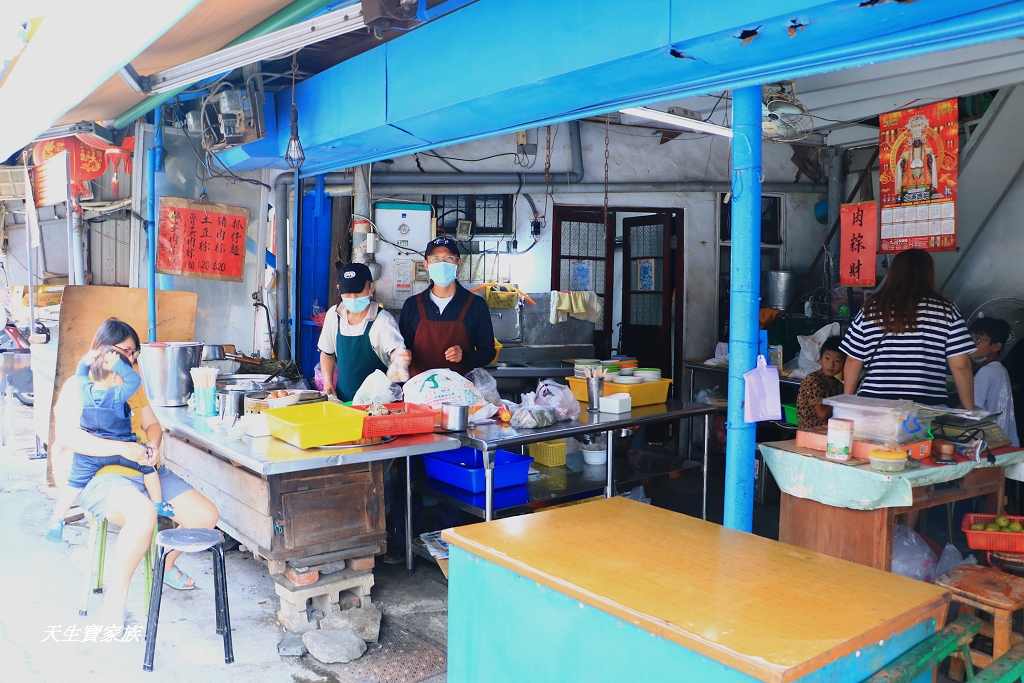 延伸閱讀：雲林北港】肉粽財市場超不起眼的攤子總圍著用餐～在地人激推早餐
