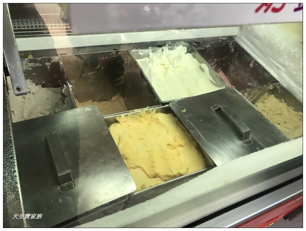 曾記涼泉芳冰淇淋專賣店冰餅綠豆冰沙雲林斗六小吃美食