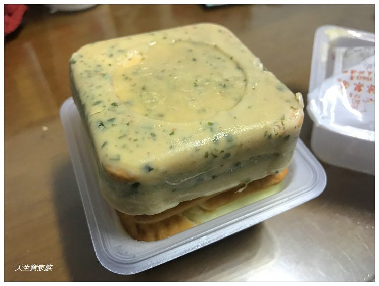 曾記涼泉芳冰淇淋專賣店冰餅綠豆冰沙雲林斗六小吃美食 曾記涼泉芳冰淇淋專賣店冰餅綠豆冰沙雲林斗六小吃美食