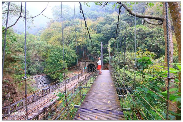 獨立山奉天岩、嘉義景點、竹崎景點、奉天岩、奉天岩位置、奉天岩停車場、奉天岩附近吃的、奉天岩開放時間