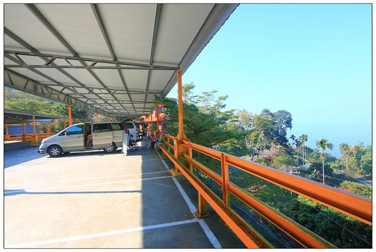 台南南化金光山厚德紫竹寺