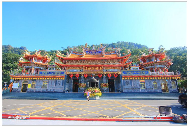 台南南化金光山厚德紫竹寺