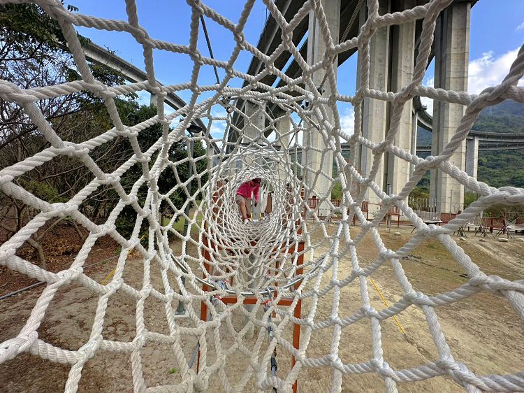 橋聳雲天綠雕園區、橋聳雲天綠雕公園、橋聳雲天兒童遊戲場、國姓橋聳雲天、國姓綠雕園區