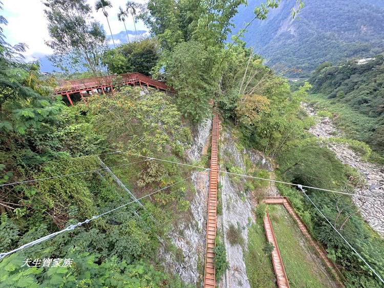 千歲吊橋、望鄉千歲吊橋、久美千歲吊橋、信義千歲吊橋、獵人古道