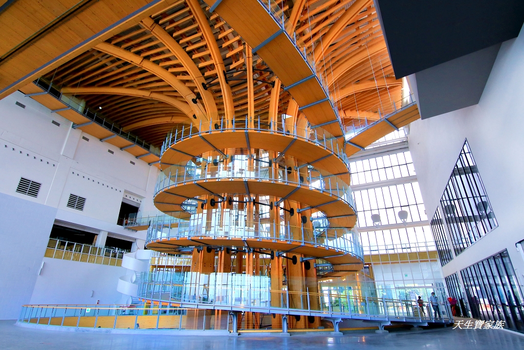 延伸閱讀：南投市「樹德半山夢工廠」全世界最大室內學旅觀光工廠，生命樹10樓高好壯觀
