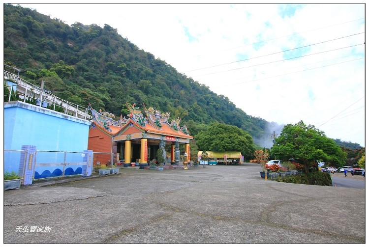 仙公廟孚佑宮、仙公廟午餐、仙公廟夜景、仙公廟住宿費用、台南東山仙公廟孚佑宮、小百岳崁頭山步道、崁頭山步道