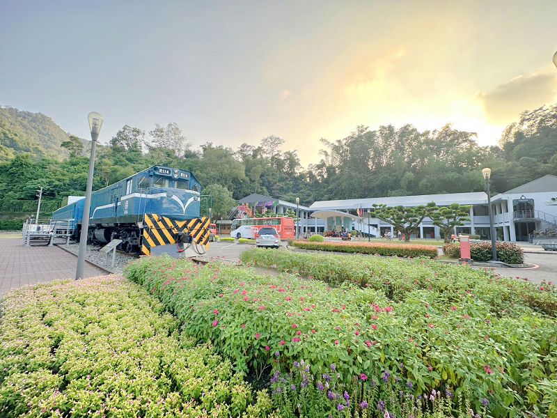 鐵道觀光小學堂、鐵道觀光小學堂電話、鐵道觀光小學堂門票、車埕鐵道觀光小學堂、車埕遊客中心、車埕路易莎、日月潭鐵道觀光小學堂 鐵道觀光小學堂、鐵道觀光小學堂電話、鐵道觀光小學堂門票、車埕鐵道觀光小學堂、車埕遊客中心、車埕路易莎、日月潭鐵道觀光小學堂