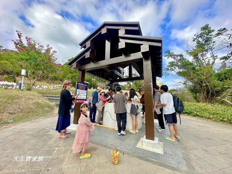 屏東車城》四重溪公共溫泉浴室、四重溪溫泉公園，不但足湯免費，連泡湯也是不用錢，四重溪湯屋、四重溪溫泉一泊二食