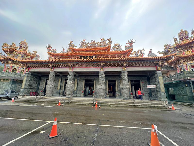 台南關子嶺崁頂福安宮