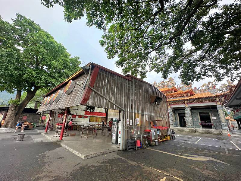 台南關子嶺崁頂福安宮