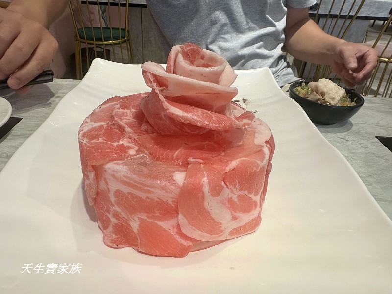 南投、草屯、肉多多、肉多多火鍋草屯太平店、肉多多訂位、肉多多消費方式、肉多多菜單、肉多多價位、肉多多怎麼點划算、肉多多會員、肉多多壽星優惠