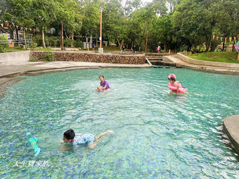 南投玩水、埔里玩水、桃米親水公園、埔里親子遊、桃米親水公園2024、桃米親水公園開放時間、桃米親水公園附近景點、桃米生態村