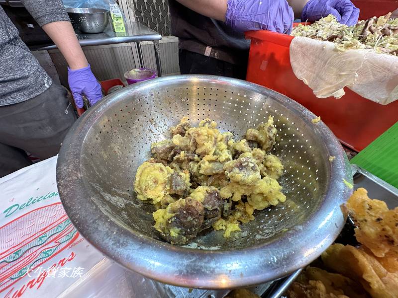 南投美食、魚池美食、日月潭美食、伊達邵美食、年記做不復賣高麗菜包、伊達邵年記做不復賣高麗菜包、日月潭年記高麗菜包、日月潭高麗菜包、年記高麗菜包、年記高麗菜包菜單、伊達邵排隊美食