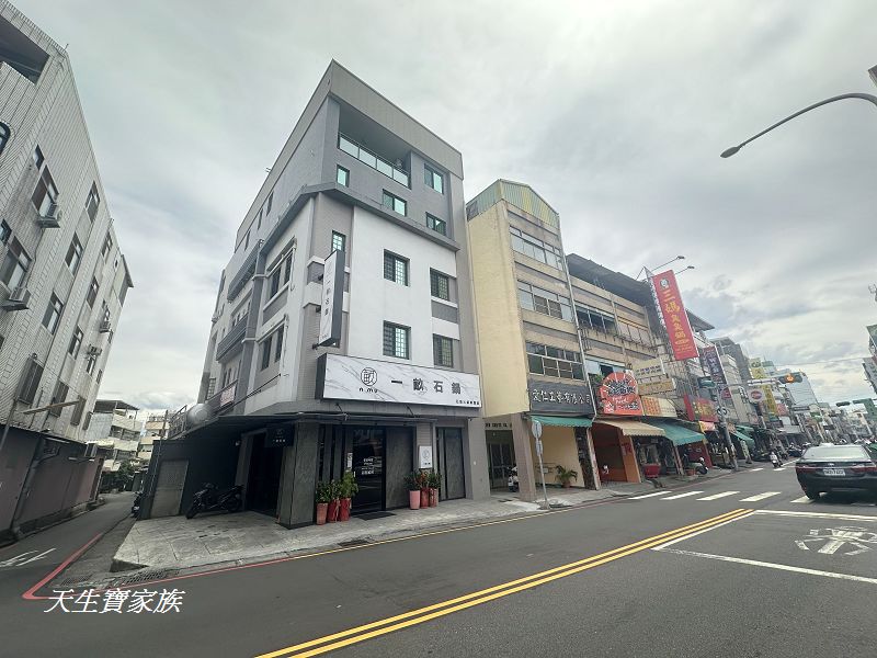 南投餐廳、南投市餐廳、ㄧ畝石鍋、一畝石鍋南投店菜單、一畝石鍋菜單、南投市火鍋吃到飽、一畝石鍋價格