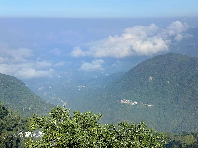 凌雲巖、大坑凌雲巖、竹崎凌雲巖、竹崎觀音石步道、凌雲巖觀音石步道、觀音石步道、大坑凌雲巖車泊、大坑凌雲巖住宿、觀音石、