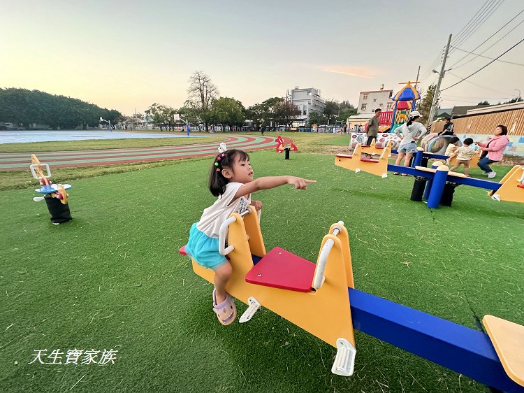 雲林景點、麥寮景點、麥寮國小積木公園、麥寮國小、積木公園、積木遊樂設施、麥寮積木公園、麥寮積木遊樂場、積木主題公園