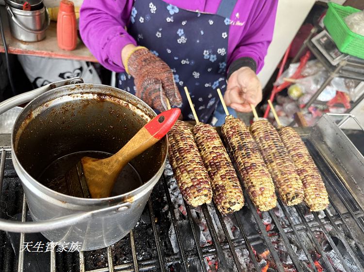 嘉義景點、中埔必吃美食、中埔阿婆烤玉米、阿婆烤玉米燒番麥、中埔烤玉米、阿婆烤玉米價格、中埔阿婆烤玉米公休日