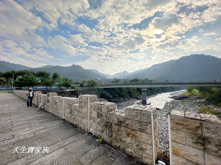 國姓鄉景點、北港溪糯米石橋、糯米石橋、糯米橋、北港溪橋、南投國姓糯米石橋、百年糯米石橋