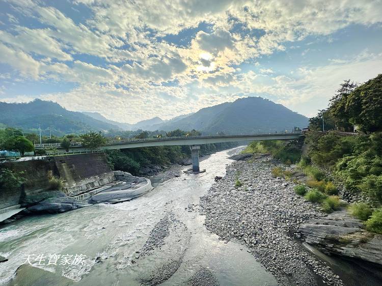 國姓鄉景點、北港溪糯米石橋、糯米石橋、糯米橋、北港溪橋、南投國姓糯米石橋、百年糯米石橋