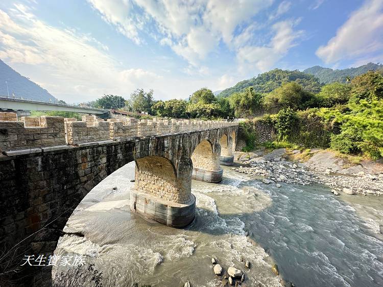 國姓鄉景點、北港溪糯米石橋、糯米石橋、糯米橋、北港溪橋、南投國姓糯米石橋、百年糯米石橋