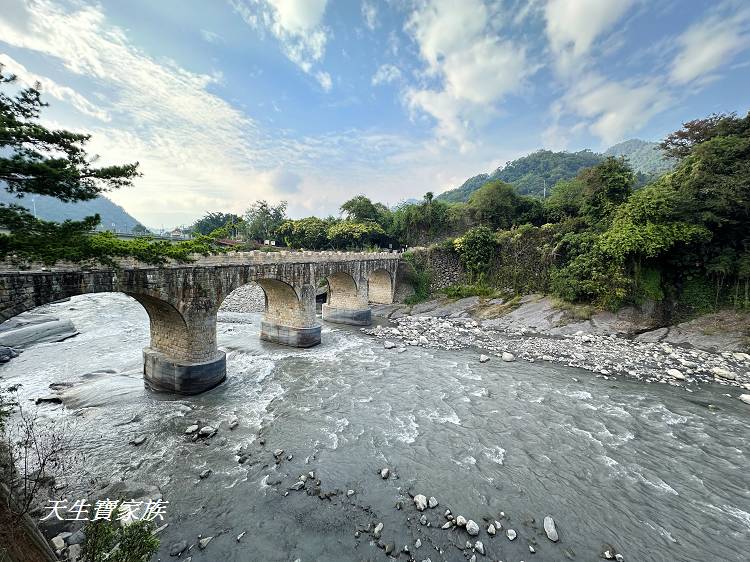 國姓鄉景點、北港溪糯米石橋、糯米石橋、糯米橋、北港溪橋、南投國姓糯米石橋、百年糯米石橋