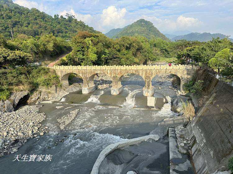 國姓鄉景點、北港溪糯米石橋、糯米石橋、糯米橋、北港溪橋、南投國姓糯米石橋、百年糯米石橋