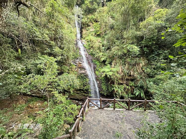 南投玩水秘境、芙蓉谷瀑布、芙蓉瀑布、九份二山 附近景點、國姓 冷泉、九份二山國家地震紀念地、國姓玩水、國姓瀑布