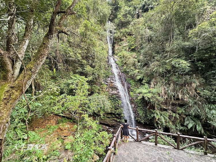 南投玩水秘境、芙蓉谷瀑布、芙蓉瀑布、九份二山 附近景點、國姓 冷泉、九份二山國家地震紀念地、國姓玩水、國姓瀑布