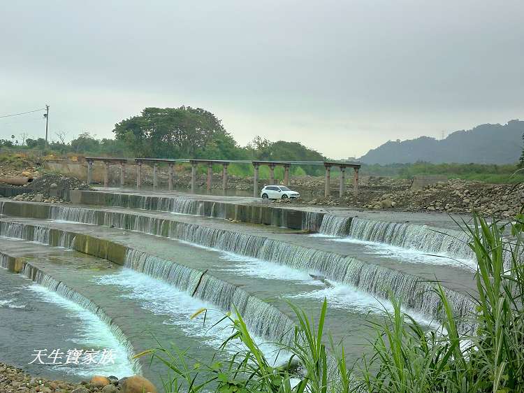 網站近期文章：南投竹山【水路】秘境！超奇景～車子竟然水上飄？東埔蚋溪攔砂壩瀑布