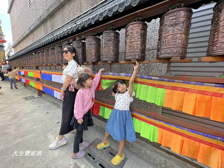 太麻里福興宮、太麻里福興宮福德正神(招財貓土地公廟)、招財貓土地公廟、太麻里招財貓土地公廟、太麻里雷門 太麻里福興宮、太麻里福興宮福德正神(招財貓土地公廟)、招財貓土地公廟、太麻里招財貓土地公廟、太麻里雷門