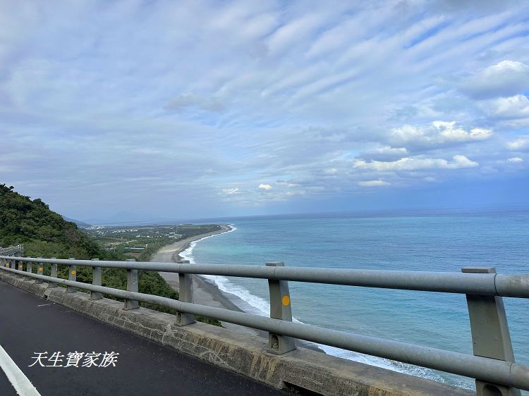 台東旅遊、金崙景點、金崙觀景台、南迴公路秘境、台東看火車、台9線秘境、金崙火車站