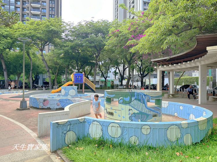 台中親子公園推薦、北屯兒童公園、北屯兒童公園停車場、北屯兒童公園附近美食、北屯兒童公園林間探索遊戲場