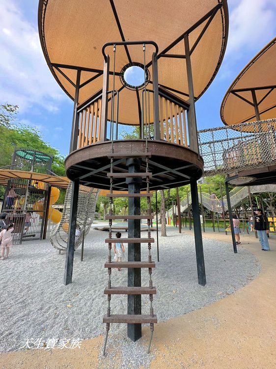 台中親子公園推薦、北屯兒童公園、北屯兒童公園停車場、北屯兒童公園附近美食、北屯兒童公園林間探索遊戲場
