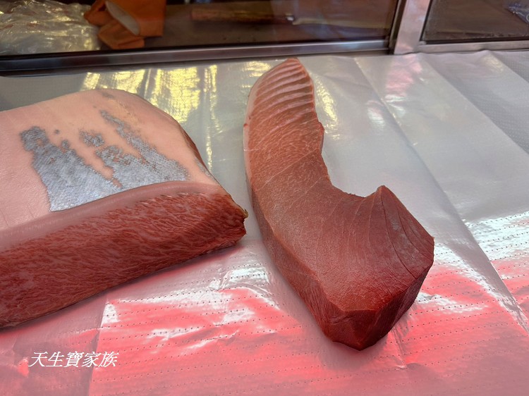 東港漁貨拍賣場、東港老船長黑鮪魚專賣店13號、東港老船長黑鮪魚專賣店13號的菜單、東港黑鮪魚餐廳推薦、