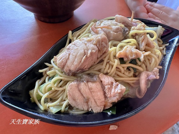 東港漁貨拍賣場、東港老船長黑鮪魚專賣店13號、東港老船長黑鮪魚專賣店13號的菜單、東港黑鮪魚餐廳推薦、