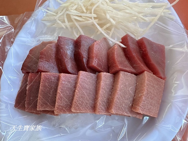 東港漁貨拍賣場、東港老船長黑鮪魚專賣店13號、東港老船長黑鮪魚專賣店13號的菜單、東港黑鮪魚餐廳推薦、 東港漁貨拍賣場、東港老船長黑鮪魚專賣店13號、東港老船長黑鮪魚專賣店13號的菜單、東港黑鮪魚餐廳推薦、