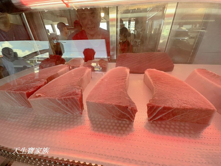 東港漁貨拍賣場、東港老船長黑鮪魚專賣店13號、東港老船長黑鮪魚專賣店13號的菜單、東港黑鮪魚餐廳推薦、