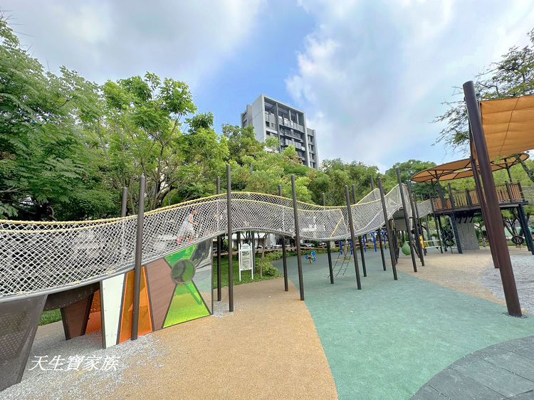 台中親子公園推薦、北屯兒童公園、北屯兒童公園停車場、北屯兒童公園附近美食、北屯兒童公園林間探索遊戲場