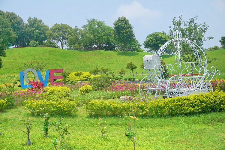 后里景點、后里環保公園、后里環保公園 花田綠廊、后里環保公園車宿、后里環保公園車泊、后里花田綠廊、后里花田綠廊遊客中心
