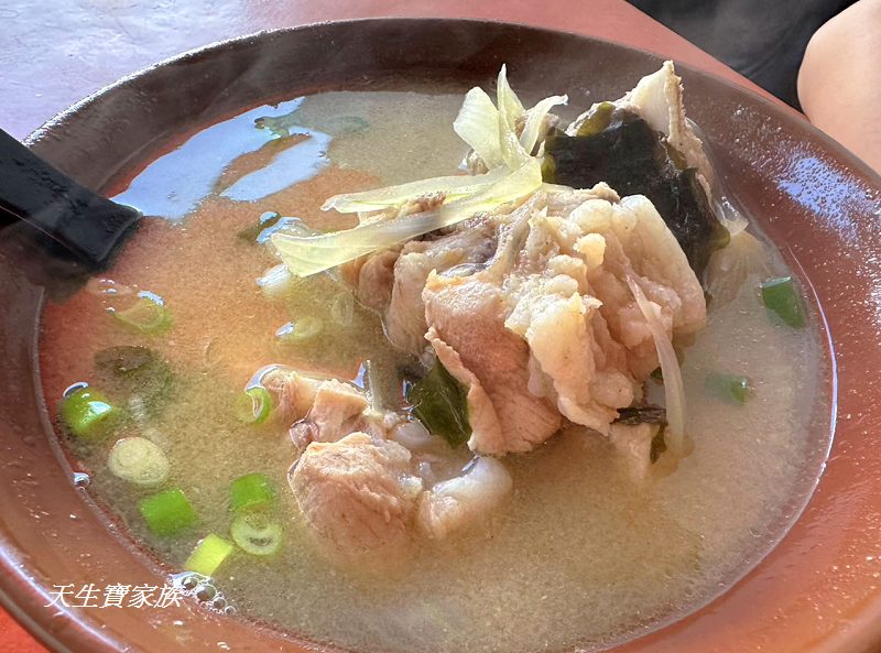 東港漁貨拍賣場、東港老船長黑鮪魚專賣店13號、東港老船長黑鮪魚專賣店13號的菜單、東港黑鮪魚餐廳推薦、