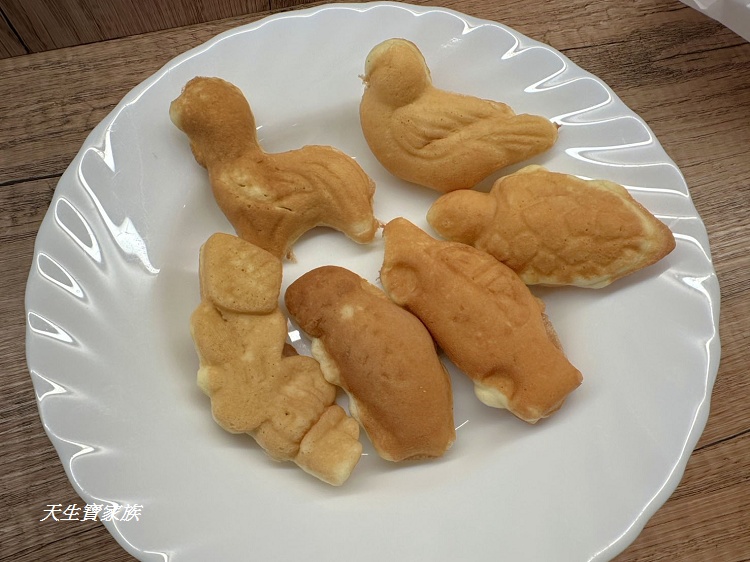 玩具雞蛋糕、古早味雞蛋糕、育樂街阿婆雞蛋糕、南投玩具雞蛋糕、南投雞蛋糕