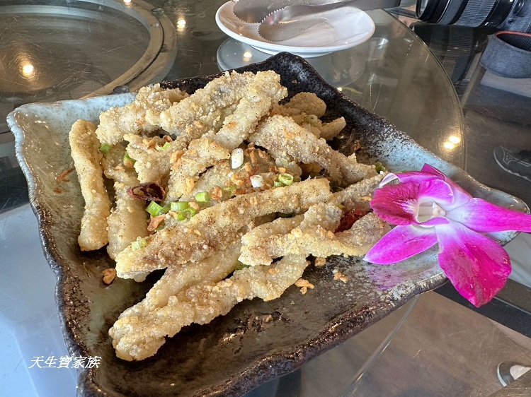 蔡大頭甕烤雞、蔡大頭甕烤雞外帶、蔡大頭甕烤雞合菜菜單、蔡大頭甕烤雞的圖片、蔡大頭甕烤雞的評論、蔡大頭甕烤雞訂位、蔡大頭菜單