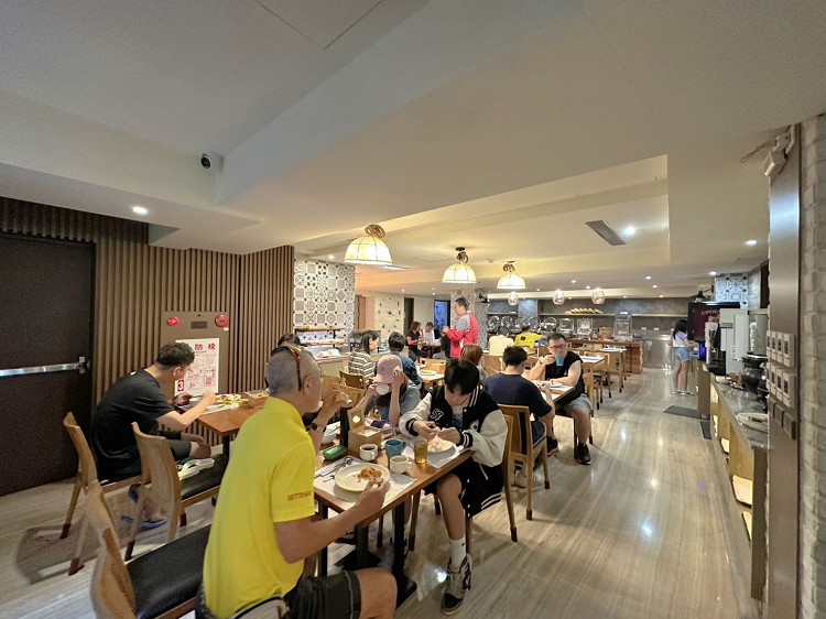 嘉義住宿推薦,嘉義便宜飯店推薦,嘉義夜市住宿推薦,嘉義文化夜市蘭桂坊花園酒店,嘉義文化路夜市飯店,嘉義飯店免費咖啡,嘉義飯店火雞肉飯,嘉義高CP值住宿,嘉義高CP值飯店,文化路夜市住宿,蘭 桂 坊花園酒店 餐廳,蘭桂坊事件,蘭桂坊官網,蘭桂坊花園酒店,蘭桂坊花園酒店ptt,蘭桂坊花園酒店停車,蘭桂坊花園酒店晚餐,蘭桂坊花園酒店評價,蘭桂坊花園酒店鬧鬼,蘭桂坊酒店,蘭桂坊酒店停車場