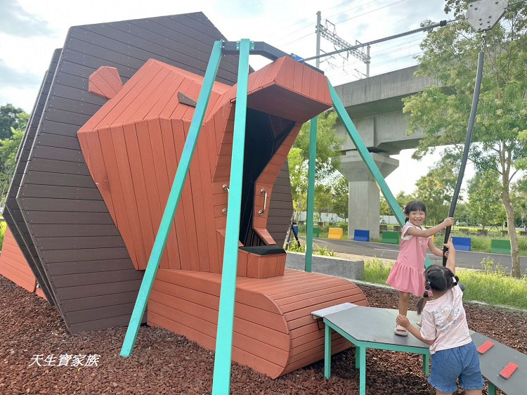 彰化田中公園、田中景點、田中親子公園、田中熊趣米公園、熊趣米公園、田中熊公園、彰化田中熊趣米公園、田中熊趣米共融公園