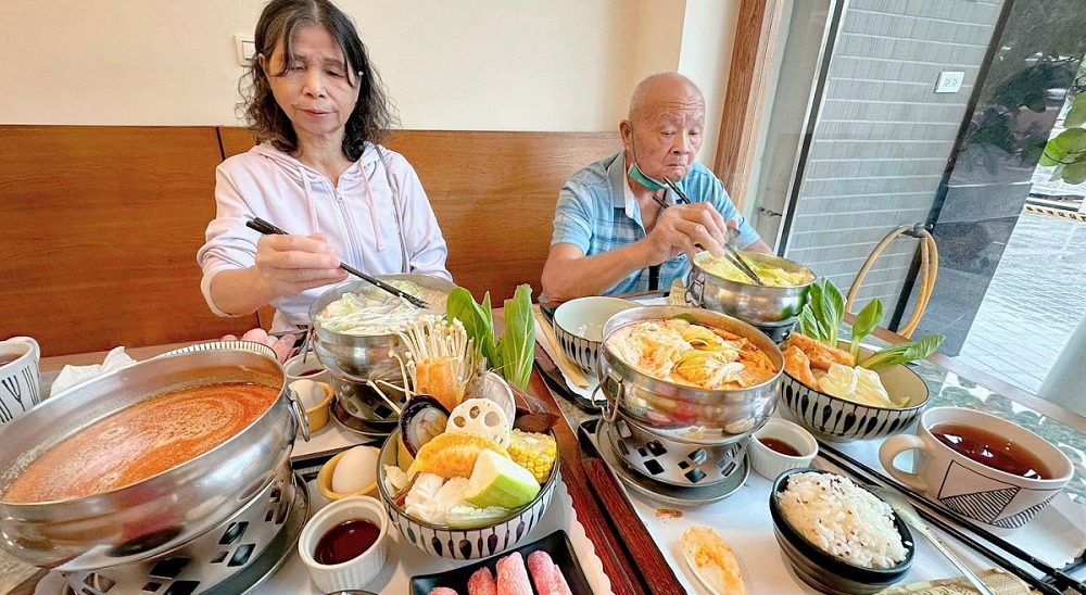 嘉義火鍋、太保火鍋、嘉義牛奶鍋、嘉義隱藏版火鍋、春然鍋物菜單、太保春然鍋物、春然鍋物、春然鍋物評論