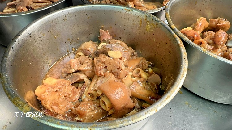 萬丹炭烤雞爪、南投美食推薦、南投隱藏美食、萬丹炭烤雞爪價目表、萬丹炭烤雞爪宅配、萬丹炭烤雞爪菜單