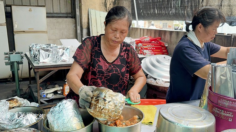 萬丹炭烤雞爪、南投美食推薦、南投隱藏美食、萬丹炭烤雞爪價目表、萬丹炭烤雞爪宅配、萬丹炭烤雞爪菜單